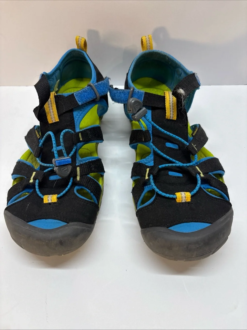 Keen Kids Black and Blue Outdoor Water Sandal with Lime Footbed size 7